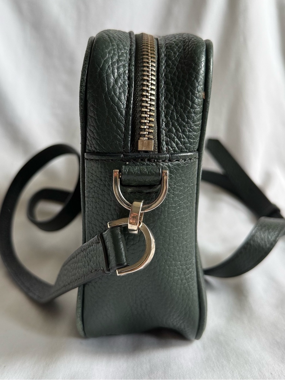 kate spade Deep Evergreen Pebbled Leather Polly Medium Camera Bag - Picture 3 of 11